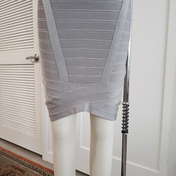 Herve Leger by Max Azria Grey Bandage Cocktail Dress in size XS - Picture 7 of 8